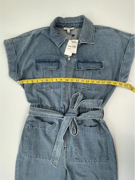 NWT Express X LADYGANG Women’s Blue Denim Zip Front Belted Jumpsuit Size 8 - Picture 6 of 10
